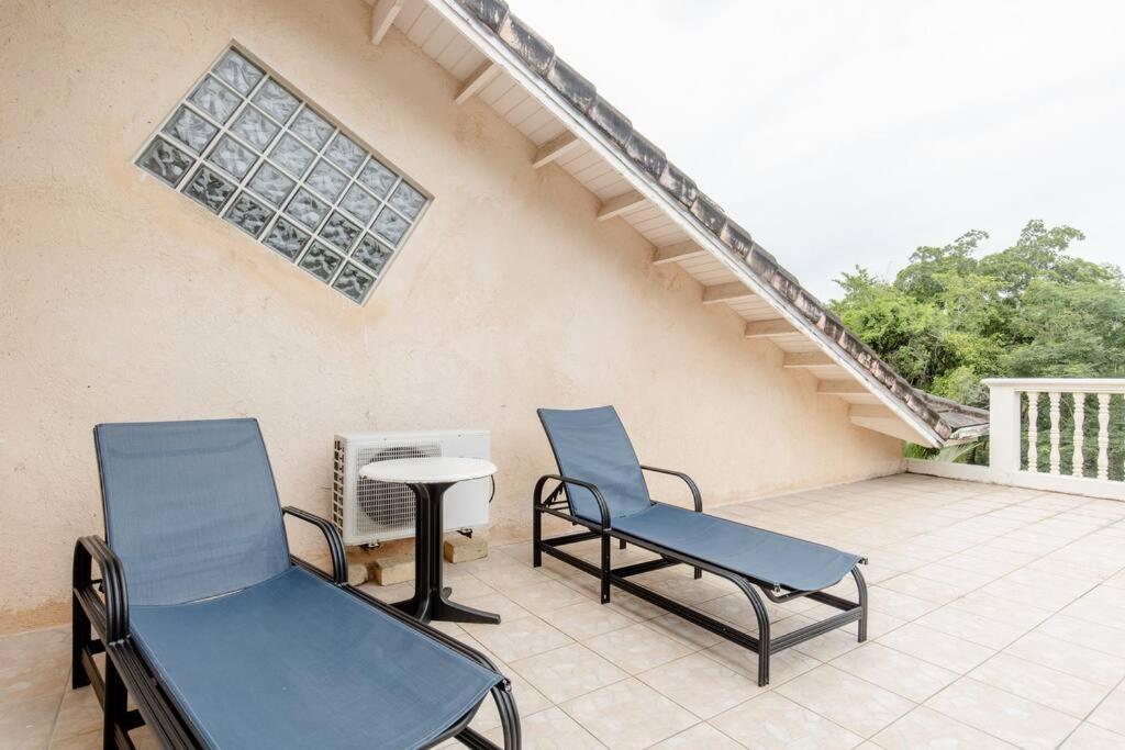 Idilio Escape Apartment Ocho Rios Exterior photo